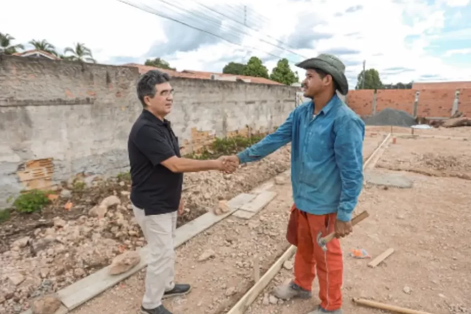 Visita do Deputado LIMMA ao Hospital Estadual Dr. Júlio Hartman em Esperantina