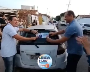 Adesivaço em Esperantina/PI: Apoio em Massa Fortalece a Candidatura de Dr. Miguel Filho para a OAB